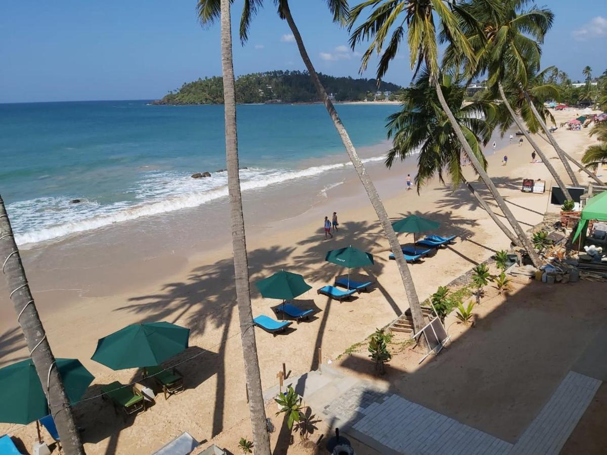 Suncoast Beach Hotel Mirissa Bagian luar foto